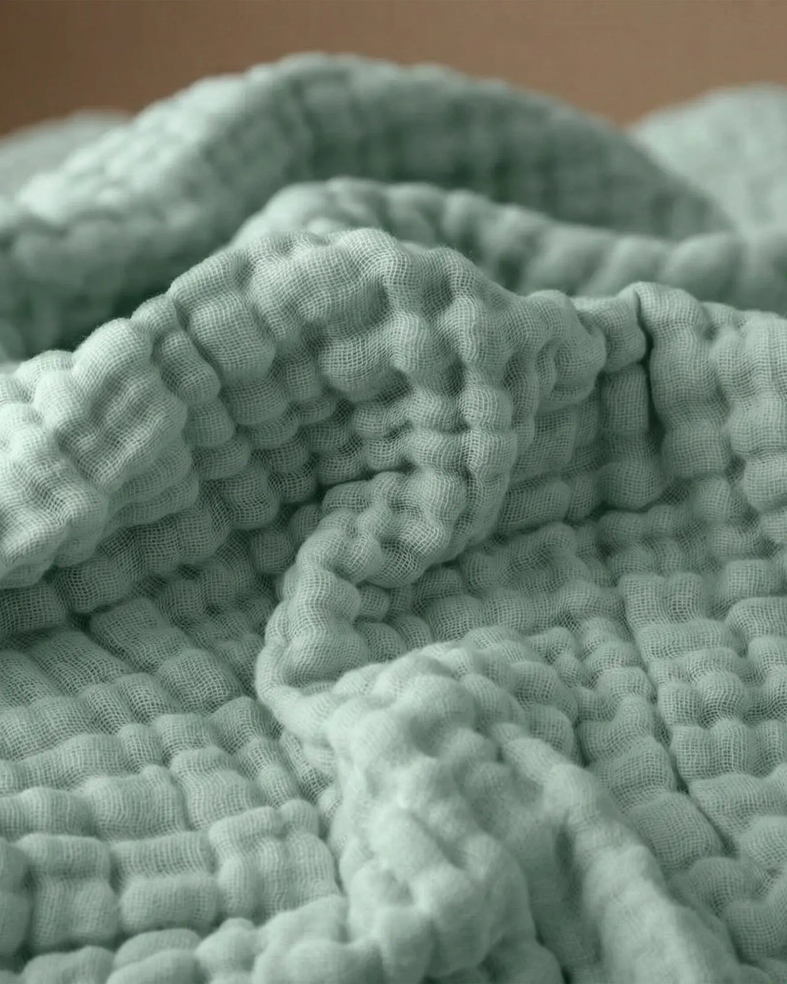 Muslin Blanket in Green detail